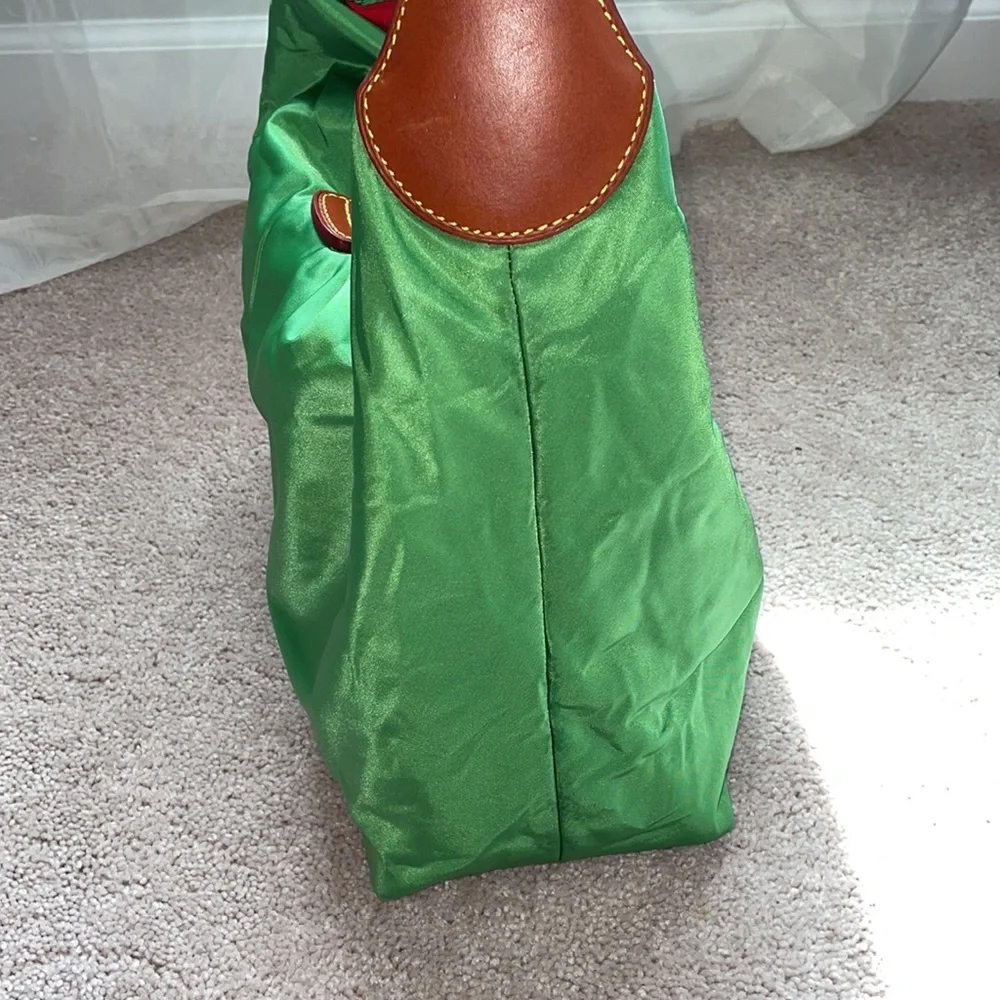 Dooney & Bourke Green and Brown Shoulder Bag - Picture 2 of 13